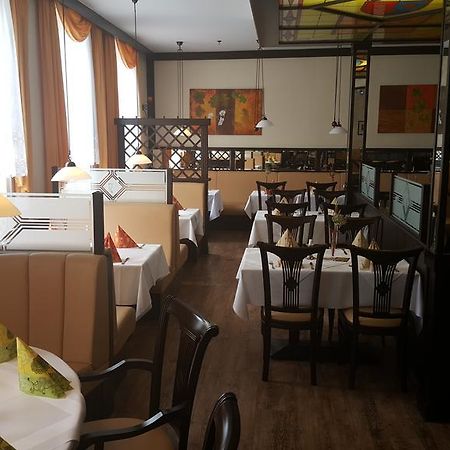 Hotel Ratskeller Люхов Экстерьер фото