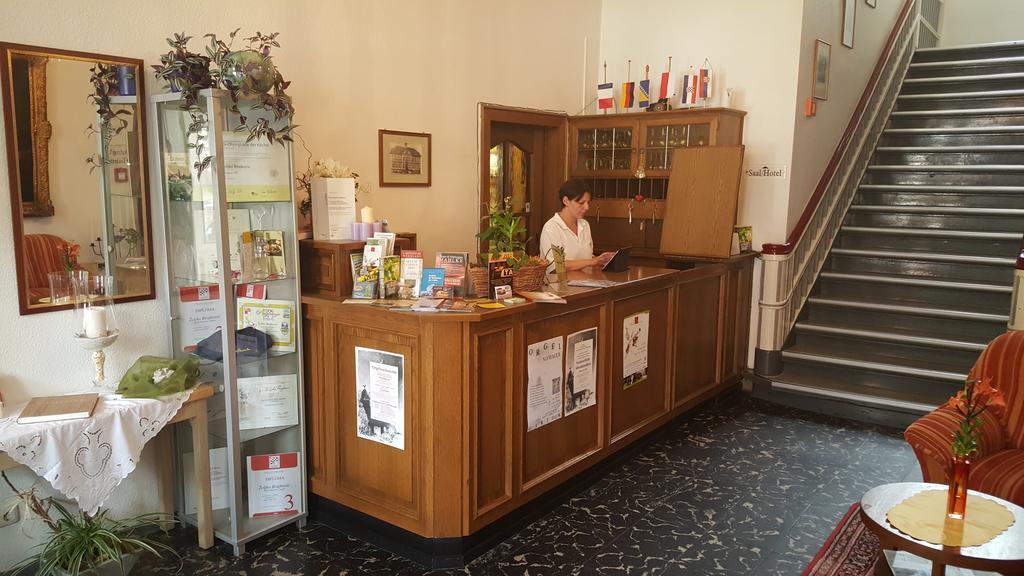 Hotel Ratskeller Люхов Экстерьер фото